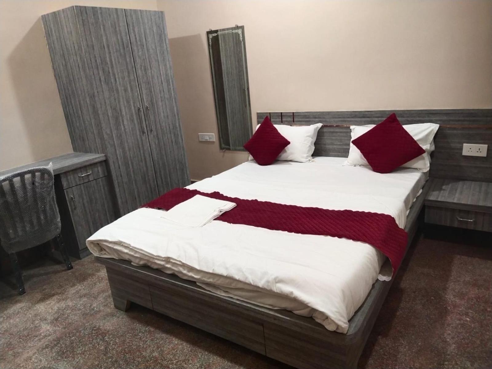 Hotel Utsav Palace Kanpur Exterior photo